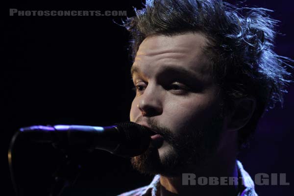 THE TALLEST MAN ON EARTH - 2010-11-29 - PARIS - Cafe de la Danse - 